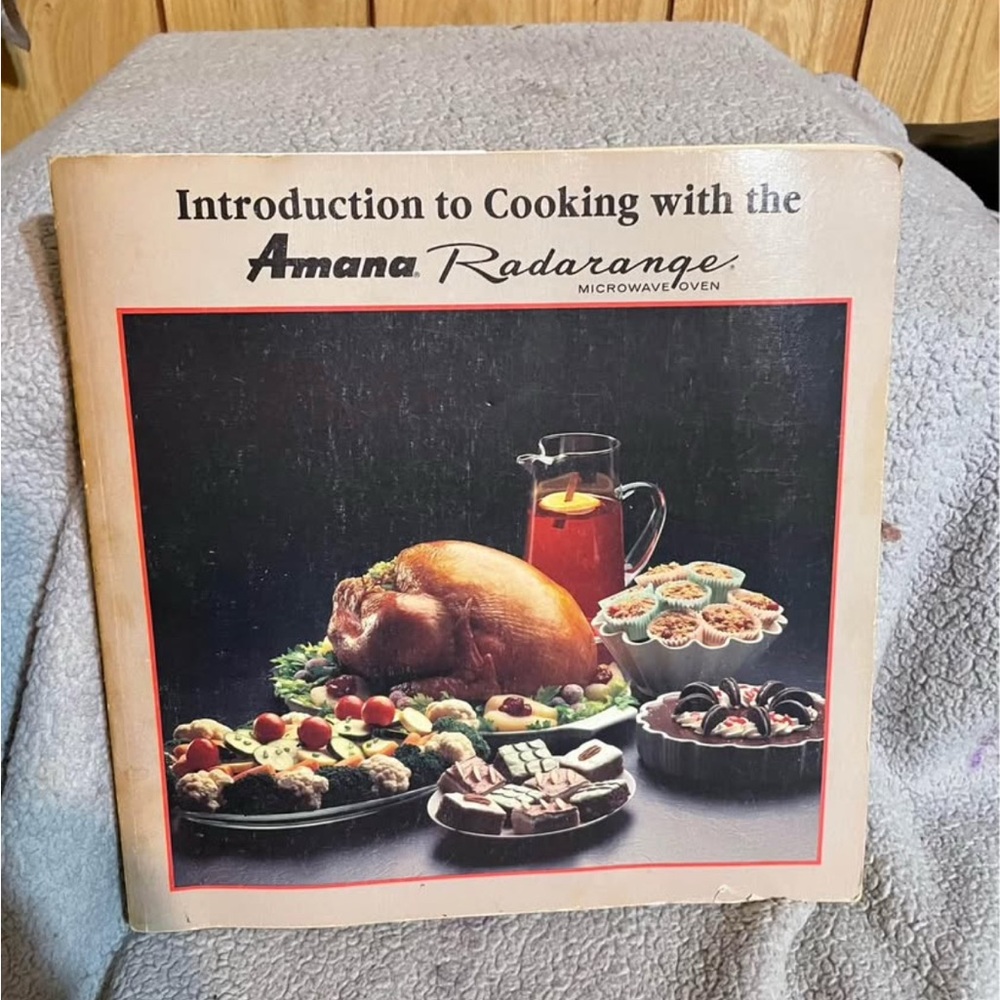 Amiana Radarange Cookbook with Black and White Cover